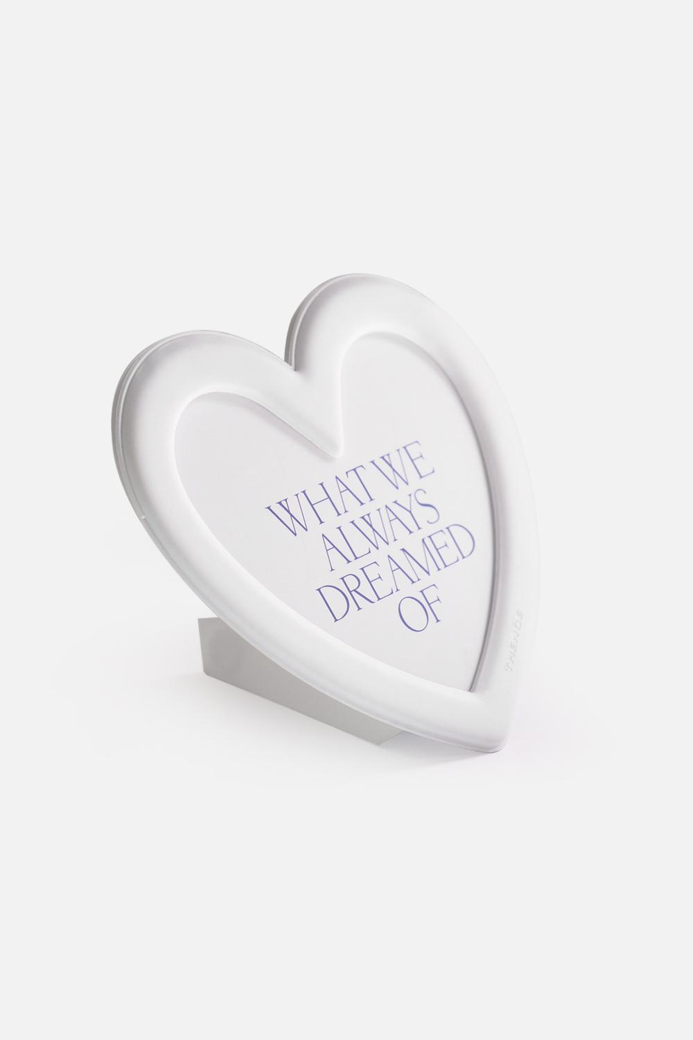 Magnet Stand Photo Frame_Heart_White