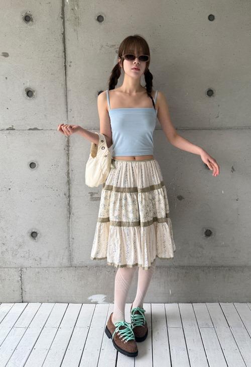 flowery skirt