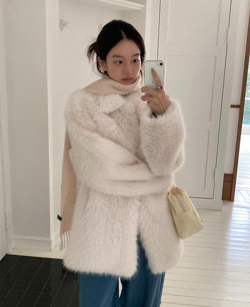 Mya Fur Coat (아이보리) (예약주문 11/10이후 순차발송)