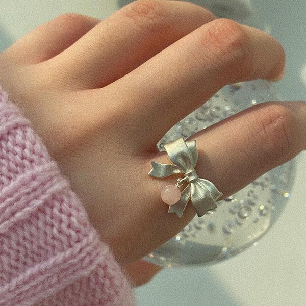 Ribbon 02. Ring