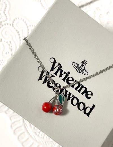 비비안웨스트우드 체리 목걸이