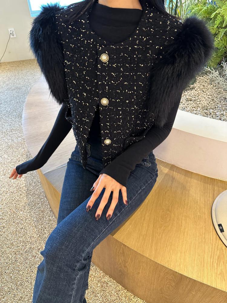 [신상할인10%] BE 트위드 로제 페이크퍼 조끼 (2color)