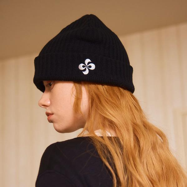 BASIC BEANIE / black