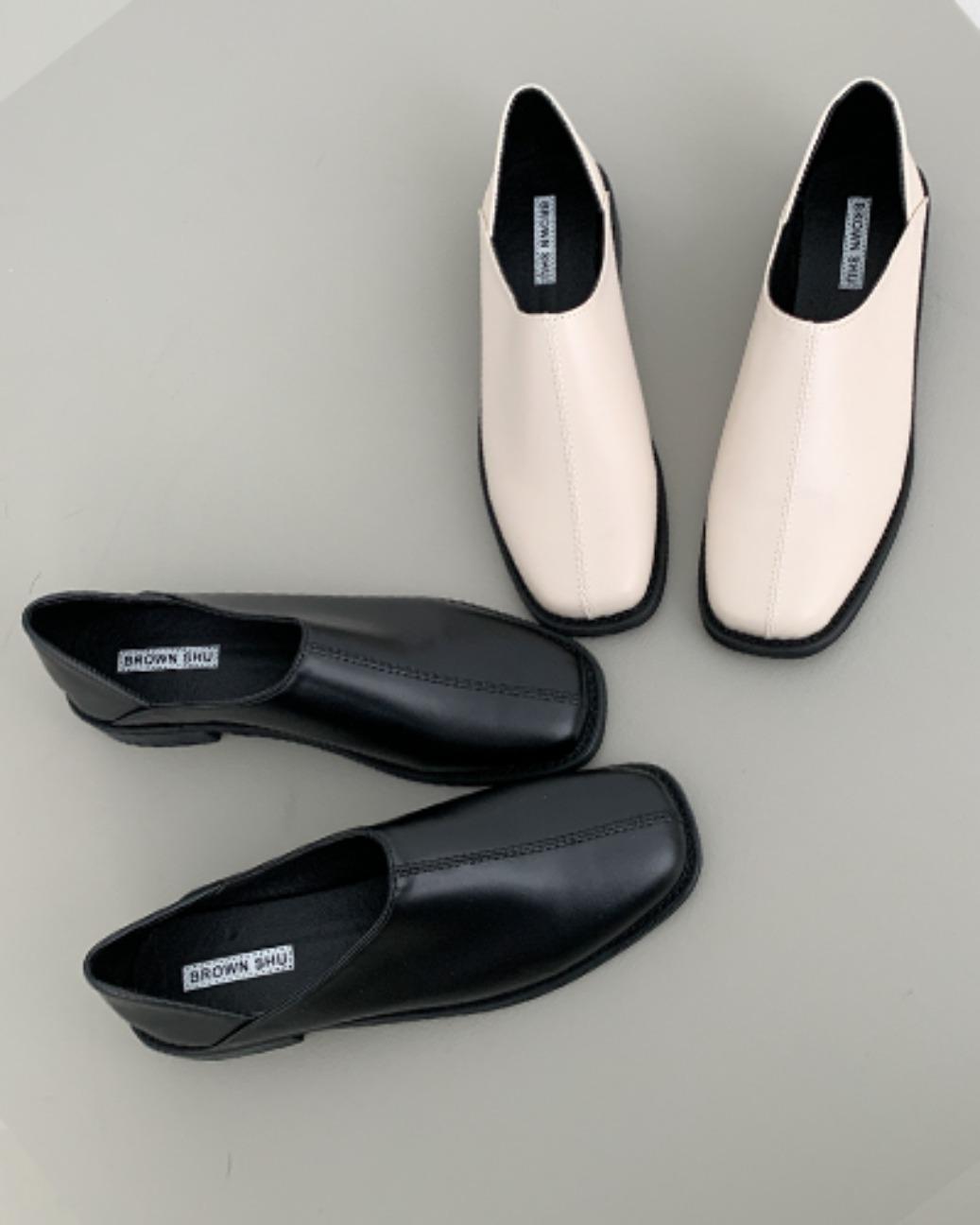 브라운슈 (225-255사이즈) 포스 모던 스퀘어 통굽 로퍼 단화