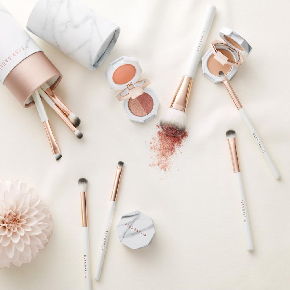 디어달리아 블루밍 브러시