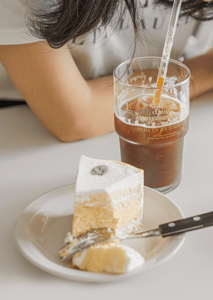 LIKE A BIRTHDAY 프랑 스탁 글라스 (OliveGreen) by August8th