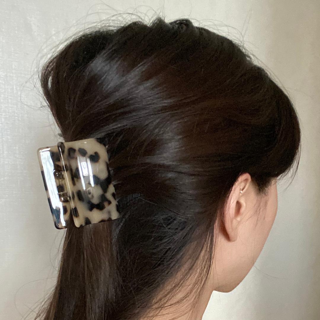 Solid leopard hair-clip (2color)