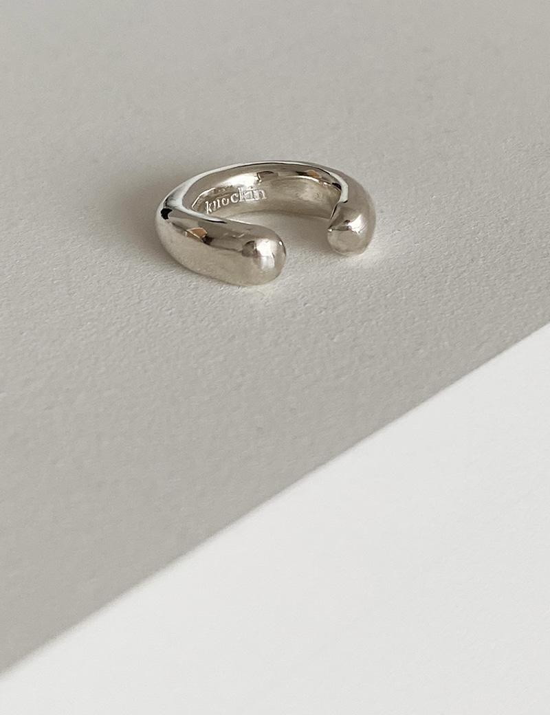 [knockin'] bold earcuff