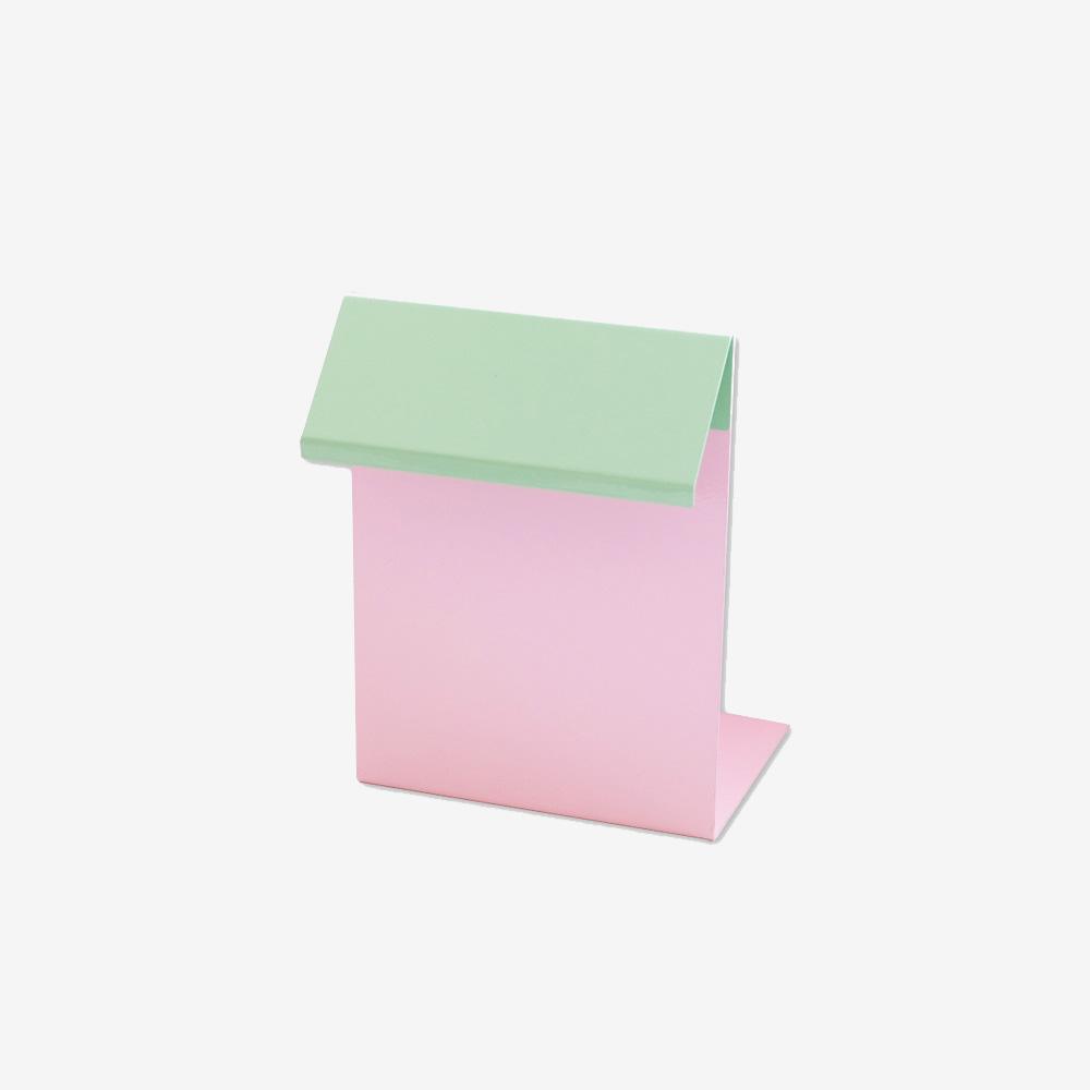 ROOFEND keyringhouse bookend (milk pink)