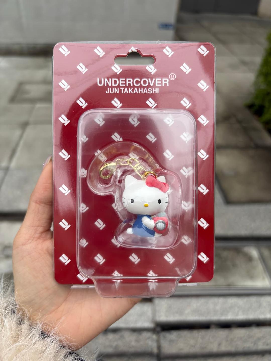언더커버 헬로키티 키링 | 후루츠패밀리
