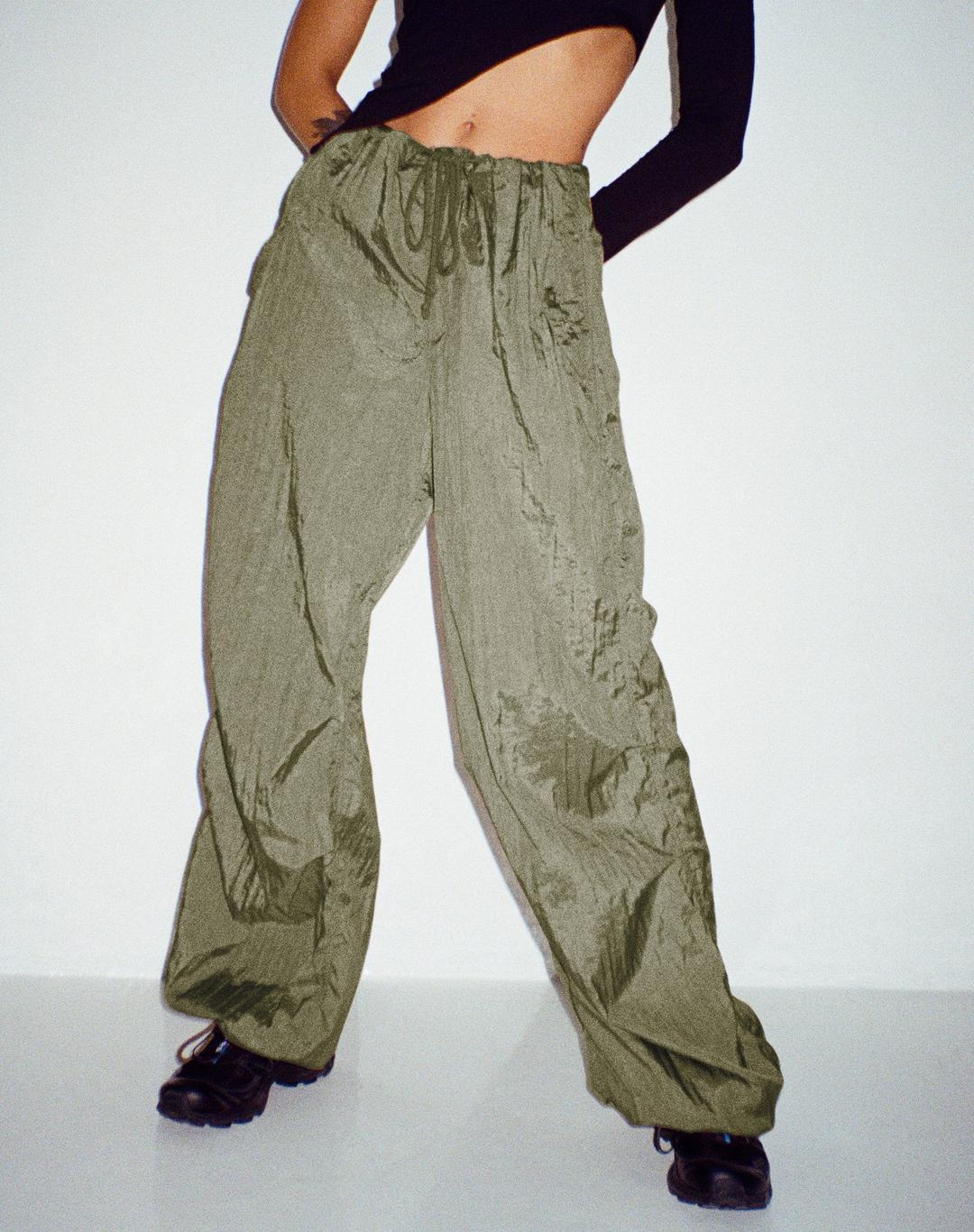 Chute Trouser in Parachute Silver Green - XXS