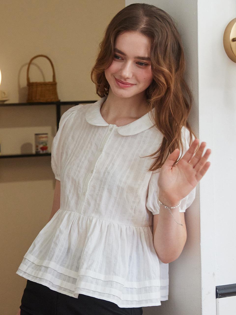 카라 셔링 블라우스 white