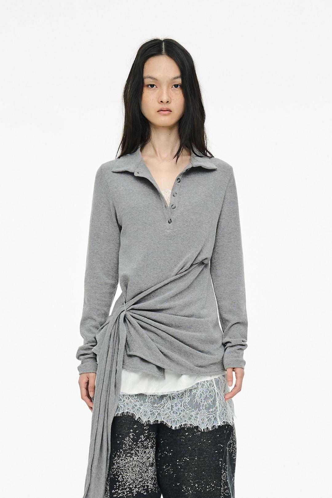 TWIST BUTTON TOP / GRAY