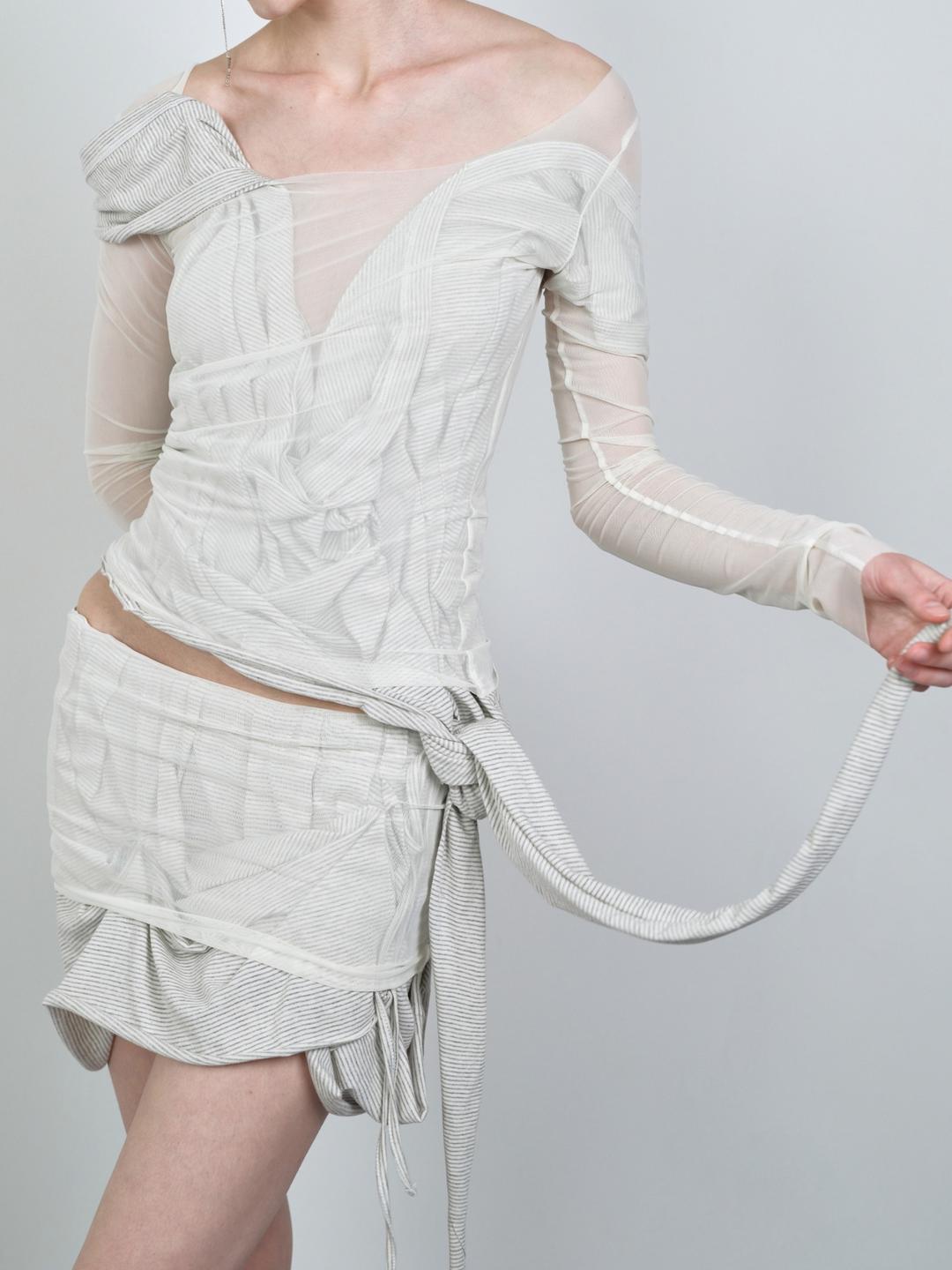 PRESSED-IN LAYERED TOP CREAM