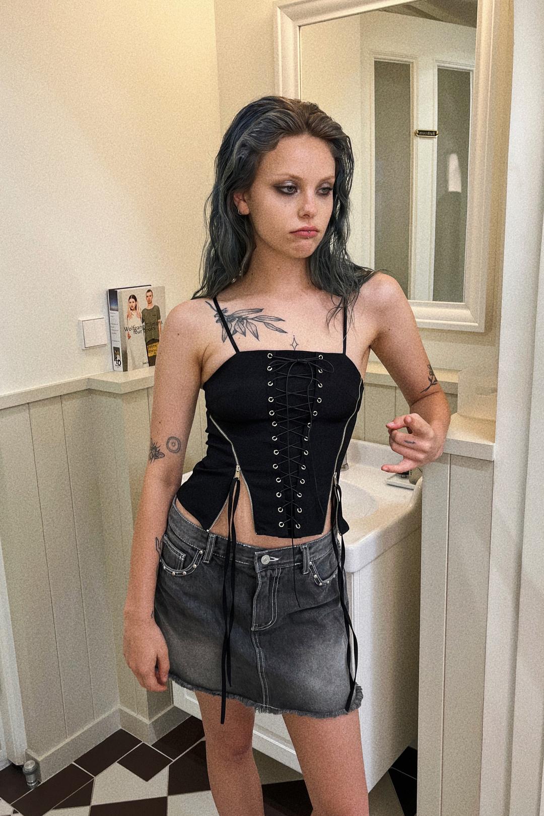 CORSET ZIPPER TOP (BK)