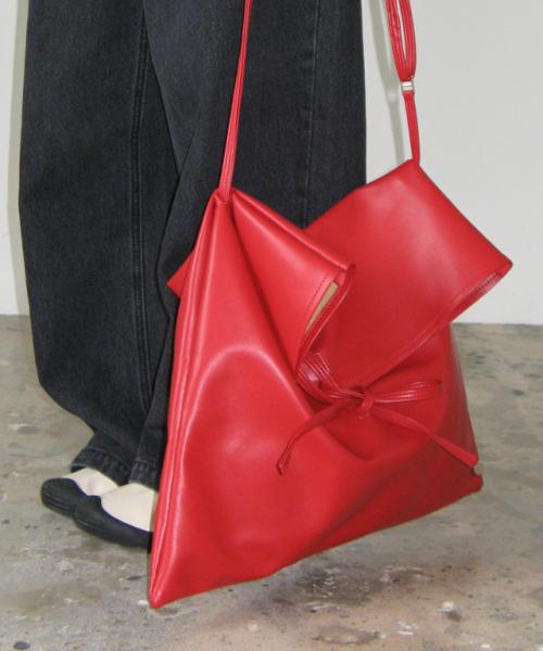 PANDENT RIBBON COZY SQUARE BAG RED