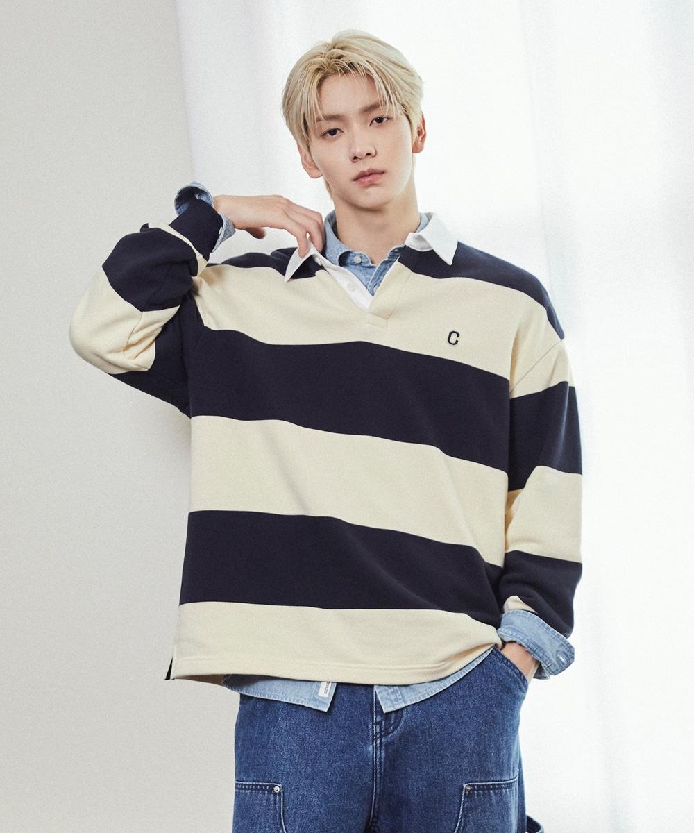 [수빈 착용]스몰 C 로고 럭비 맨투맨 Navy