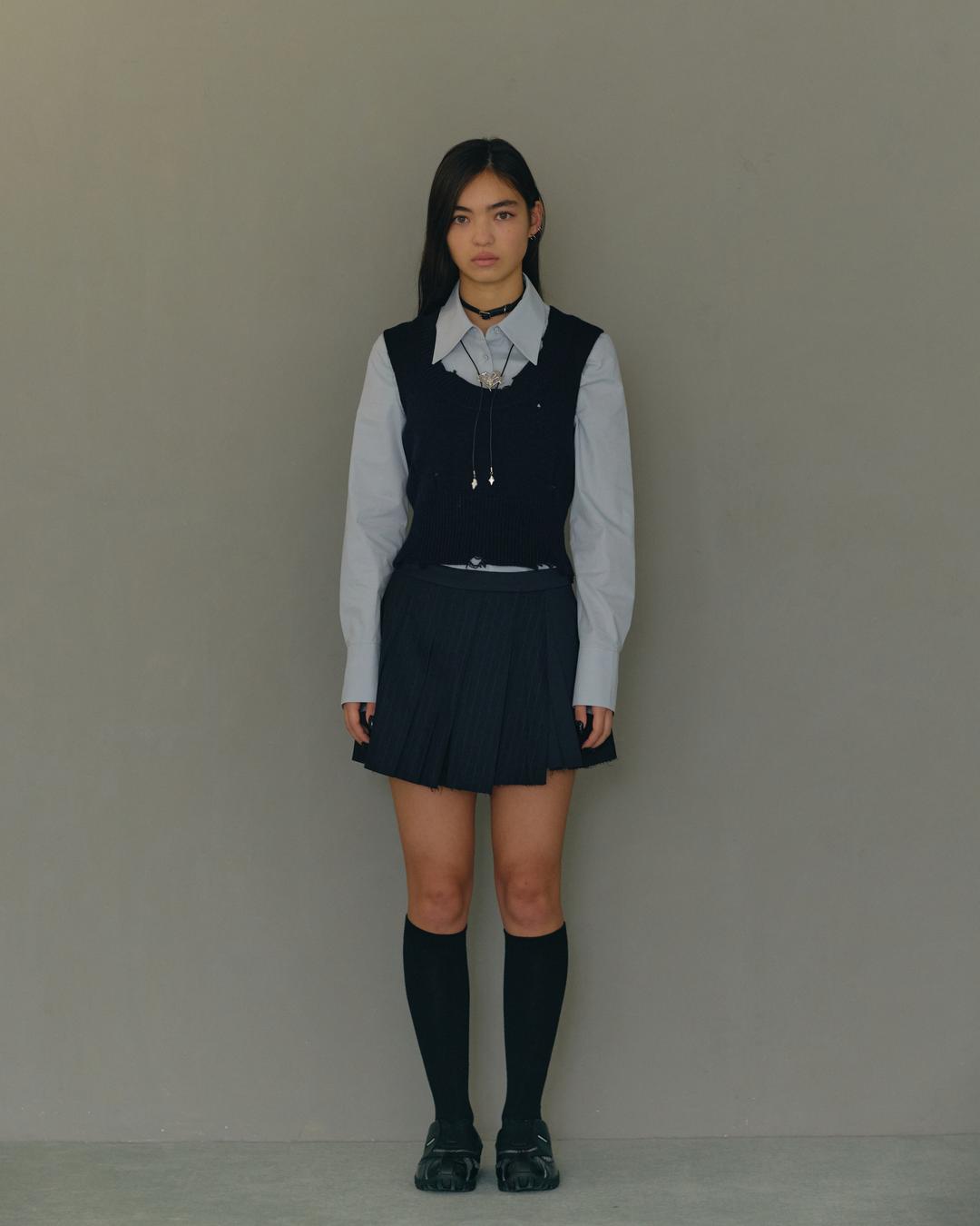 Destroyed Knit Vest(Dark Navy)