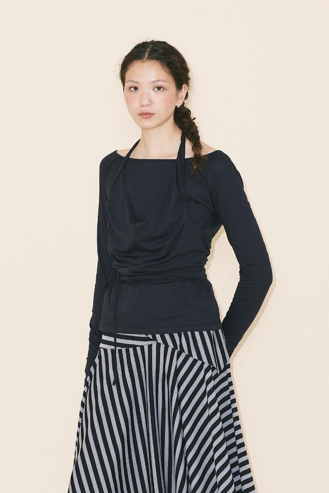 WRAP UP BOAT NECK T-SHIRT SET UP - BLACK