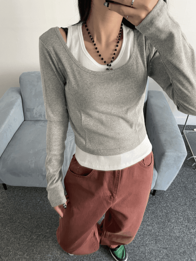 뉴얼린 Newalrin Emblem Long sleeve Boat neck Top - 위시버킷
