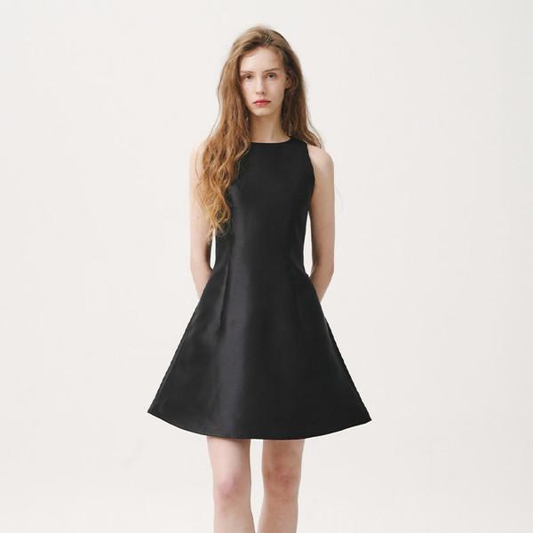 SLIM WAIST A-LINE MINI DRESS - BLACK