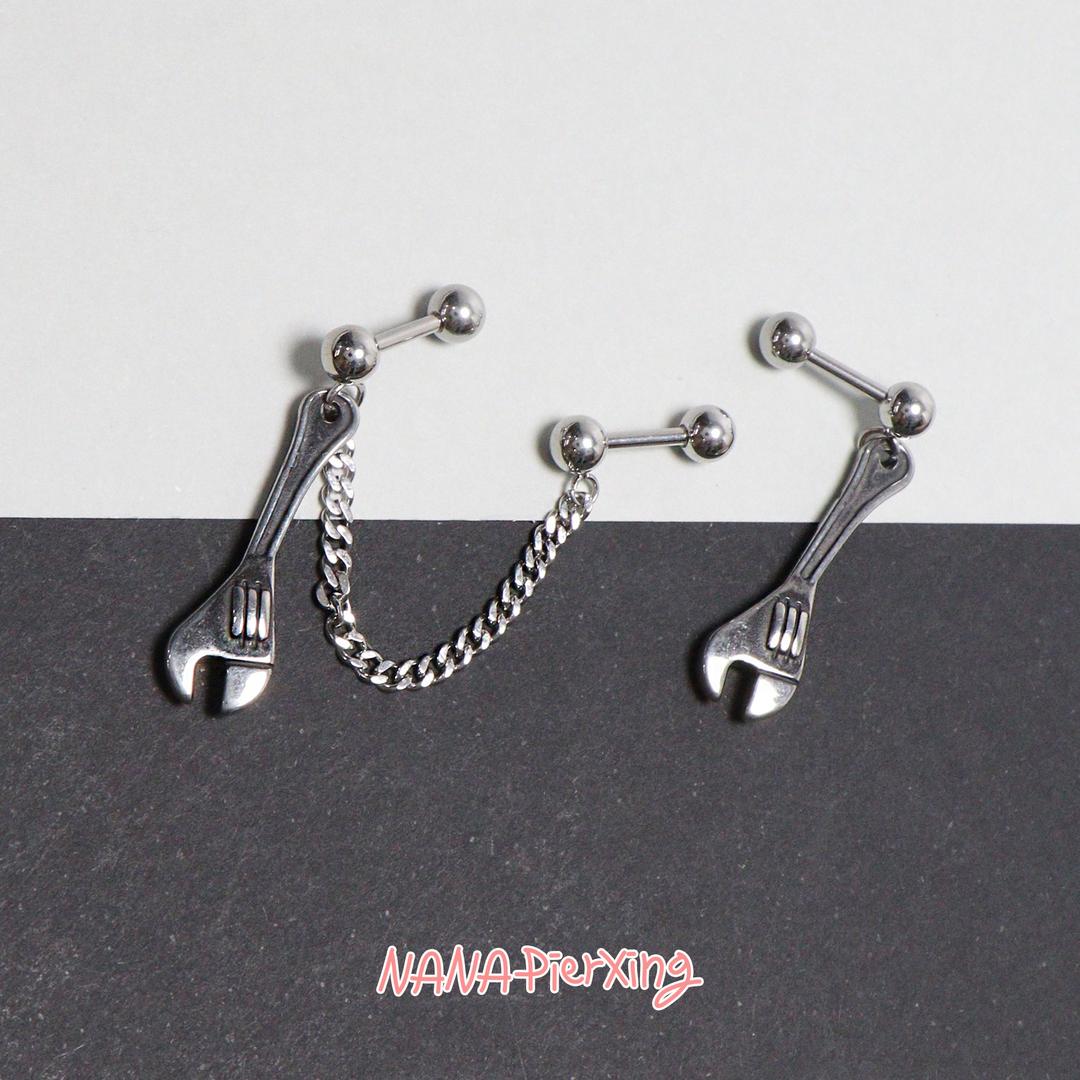 써지컬스틸 몽키스패너 드롭&체인 피어싱, 귀걸이