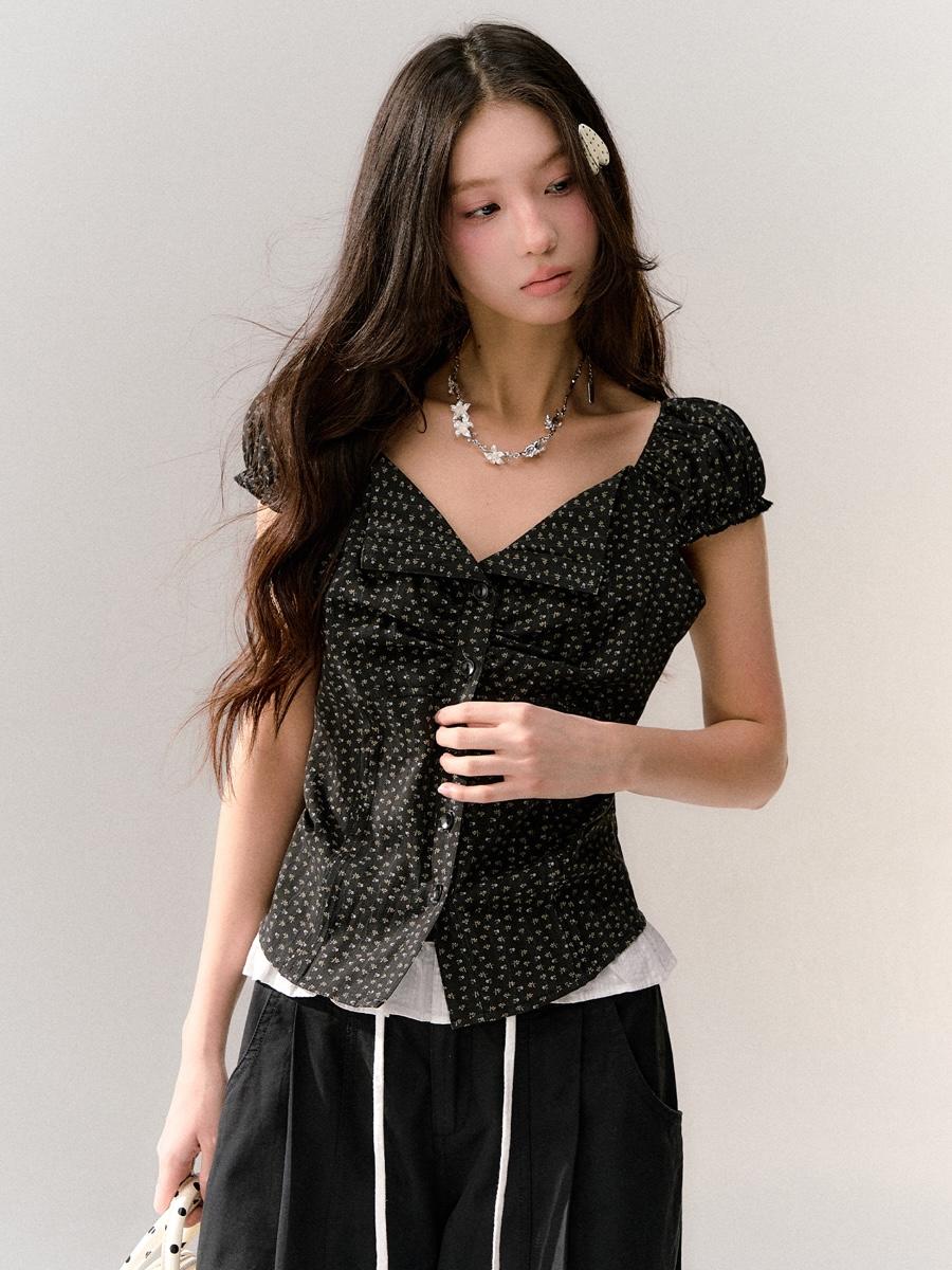 GUUKAHERO Floral Notched Collar Gathered Puff Blouse