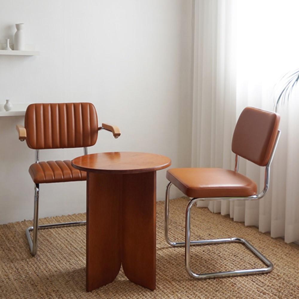 [Ones PLACE] 어스 체어 PU / 카페 인테리어 식탁 의자 원스플레이스 세스카