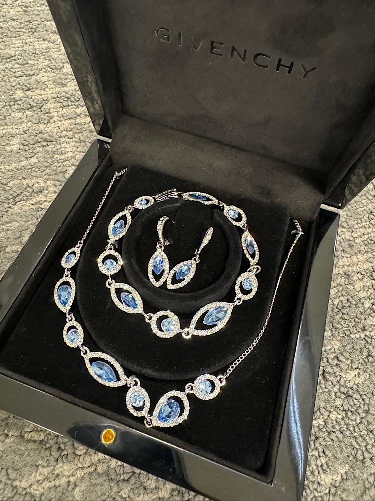 지방시 23FW 3PCS 셋 터코이즈 스톤 목걸이 팔찌 귀걸이 세트 07S00026