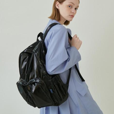 Multipocket Backpack_Glossy Black