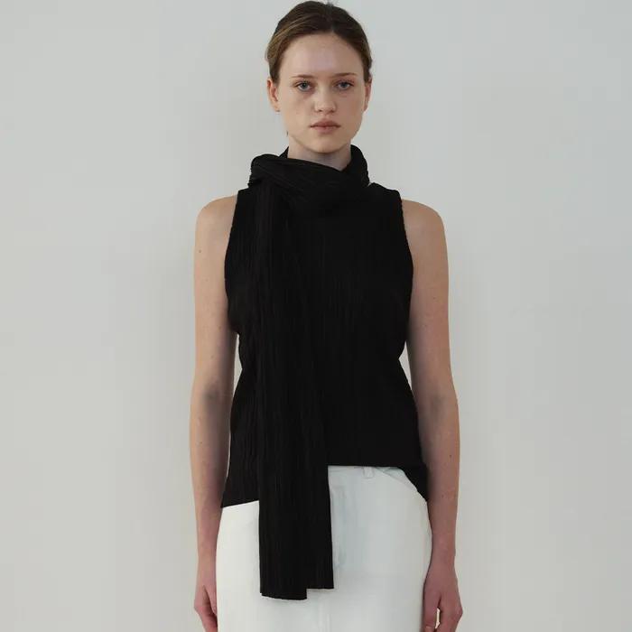 Pleats Top & Scarf Set_Black