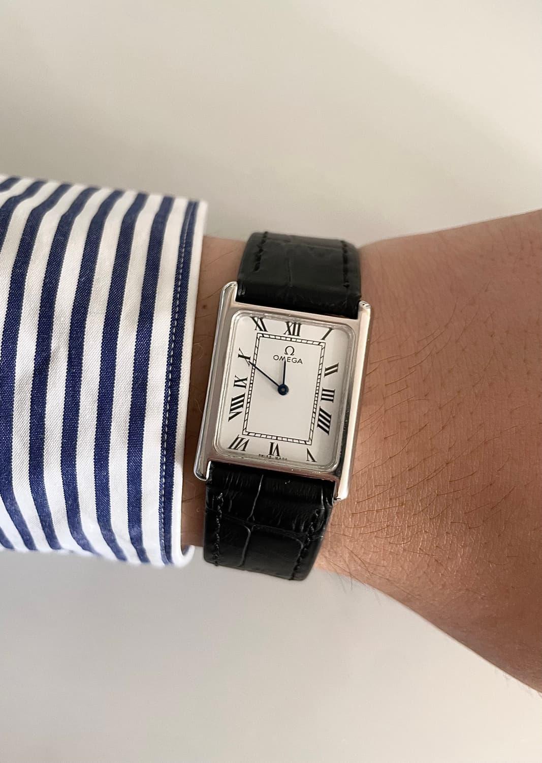 오메가 탱크 쿼츠 빈티지 시계 | 후루츠패밀리