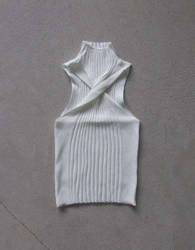 Bebe sleeveless(white)