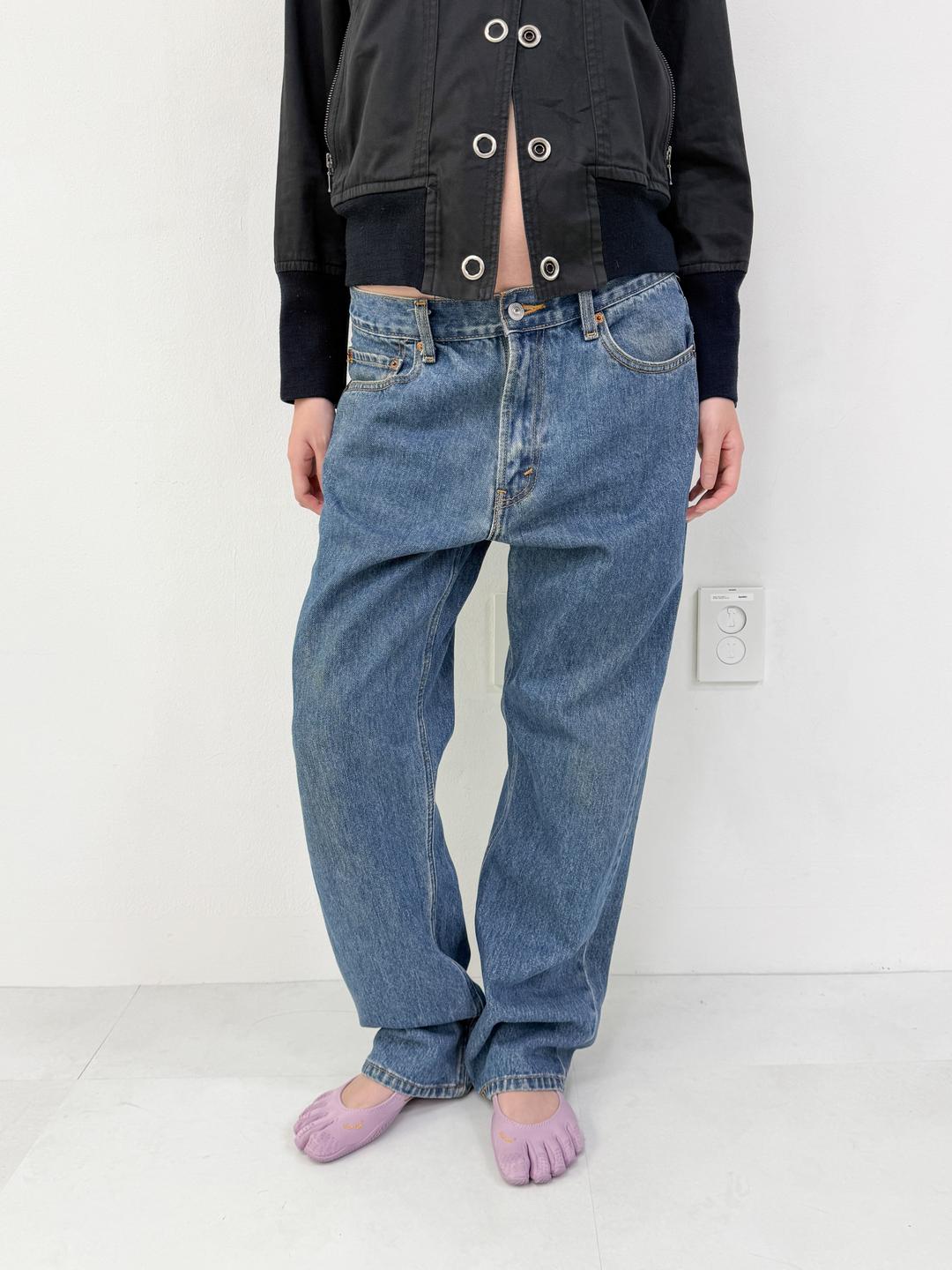 643. Levi's regular fit coupe jean