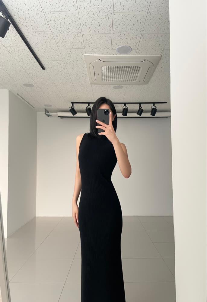 메종 하프넥 나시 롱 원피스 (블랙)