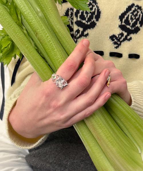 Clear Grape Ring (Silver)