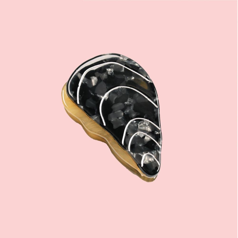 coucousuzette 쿠쿠수제뜨 헤어집게핀Mussel Hair Claw