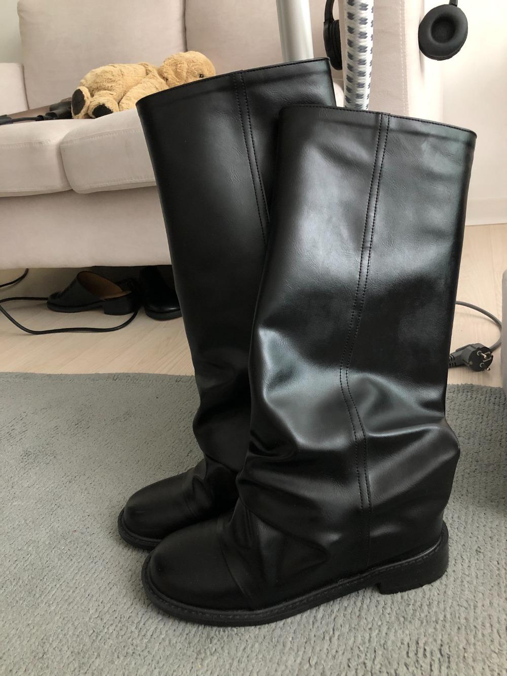 키이라 black folding boots