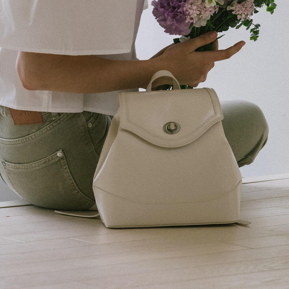미뇽 백팩 Mignon Backpack - 아이보리