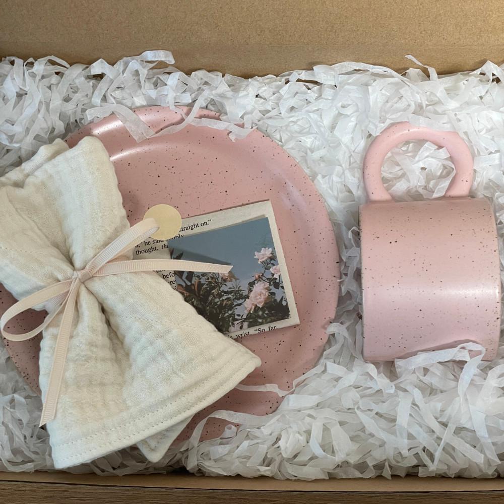 딸기 우유에 오레오 반스푼 키친크로스 선물세트 머그 접시 행주