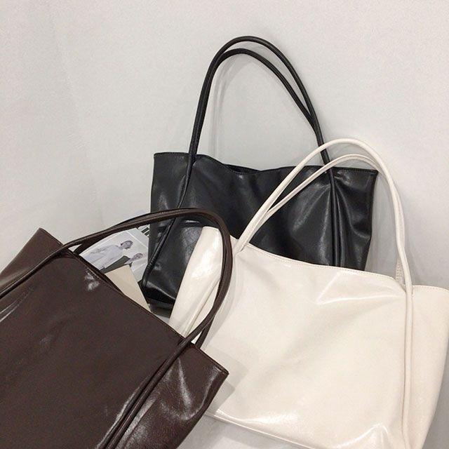 심플 대용량 레더 쇼퍼백