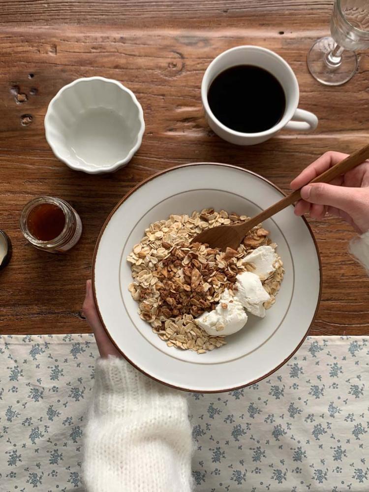 브라운 엣지 베이직 라운드 파스타 플레이트