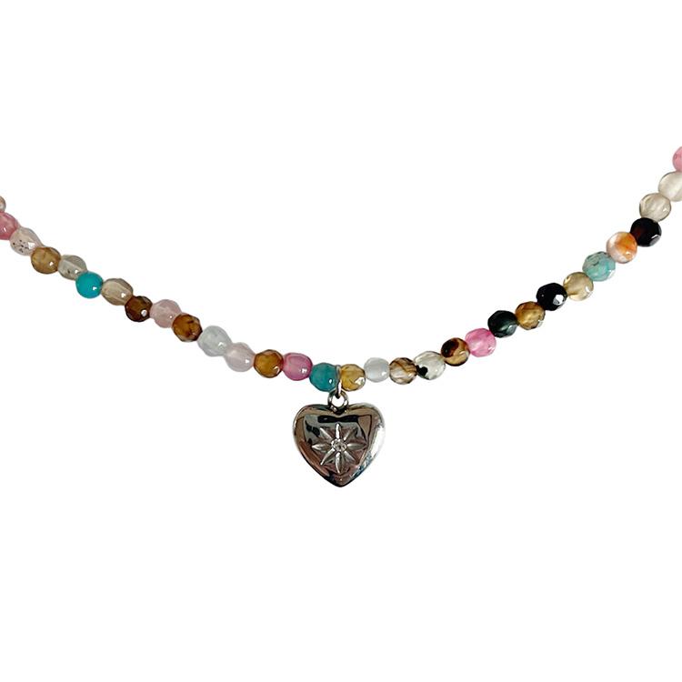 Heart Mano Beaded Necklace