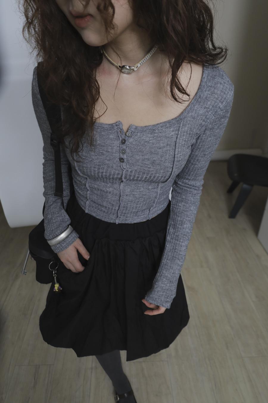 slim ribbed button top