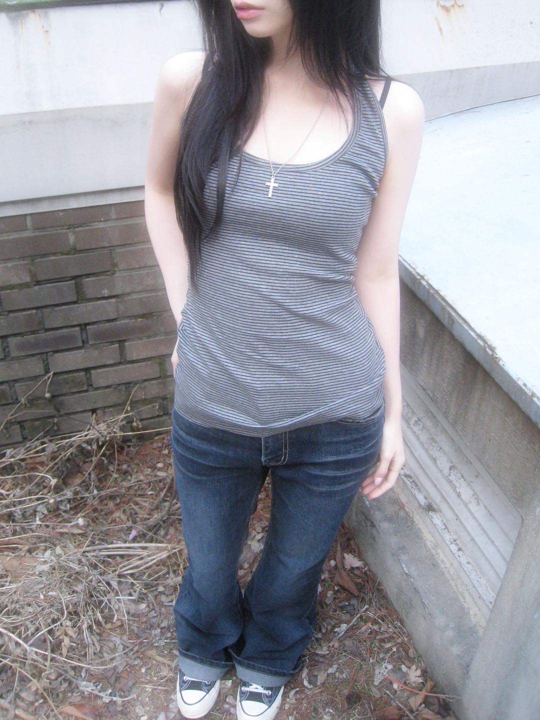 day halter sleeveless