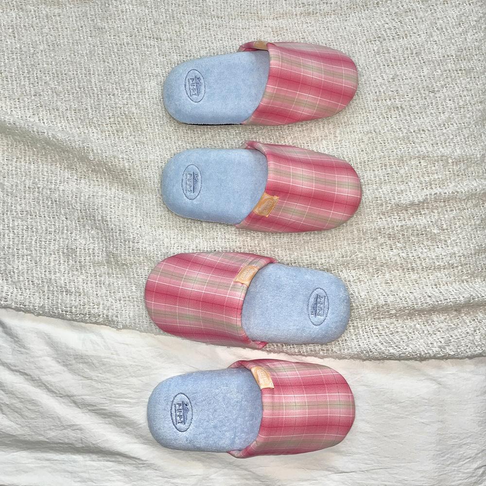 [29CM 단독]Cutie Check Room Shoes (Pink Check + Blue) M size (220-250)