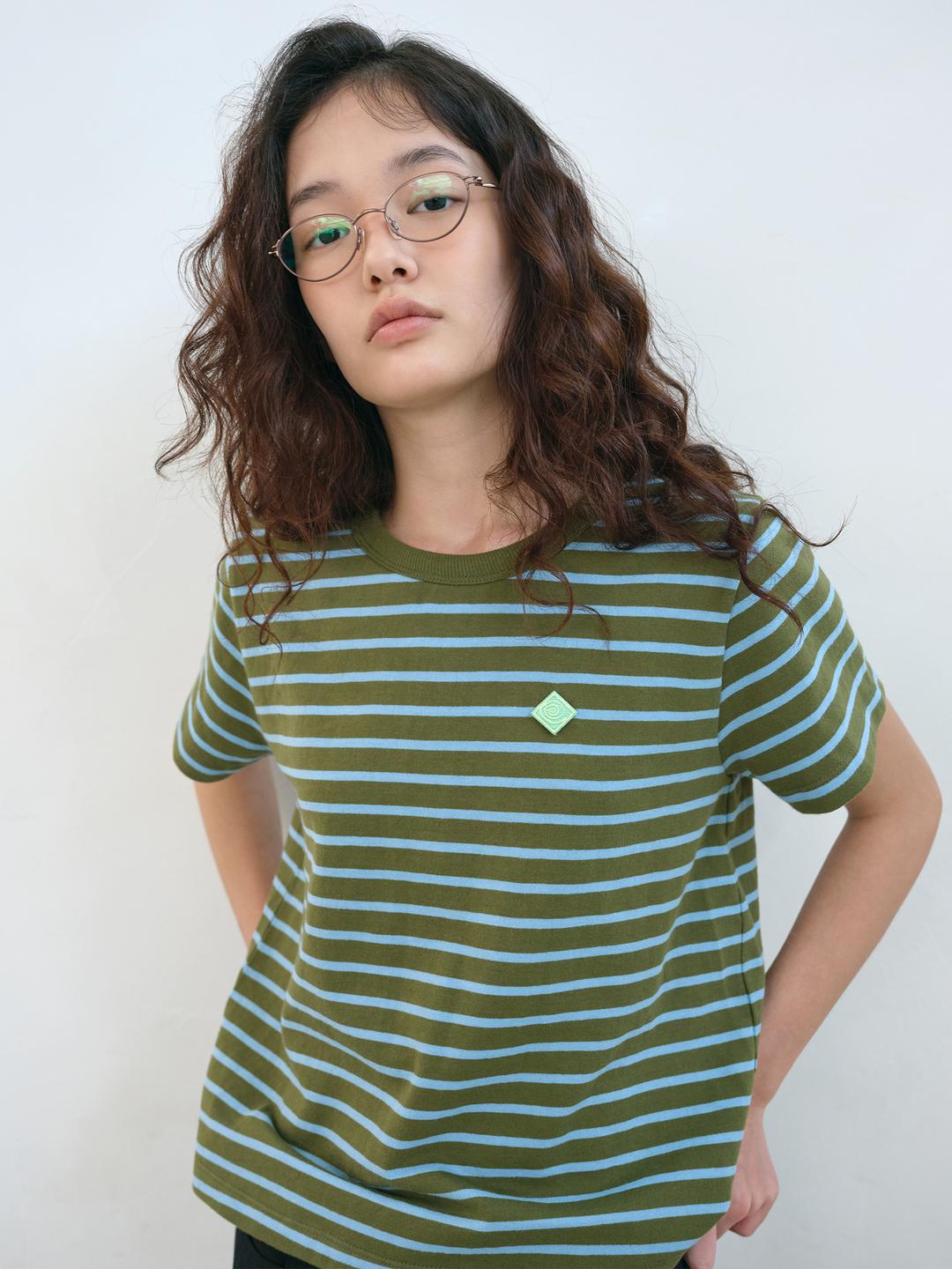 스트라이프 클래식 티셔츠 (Olive)