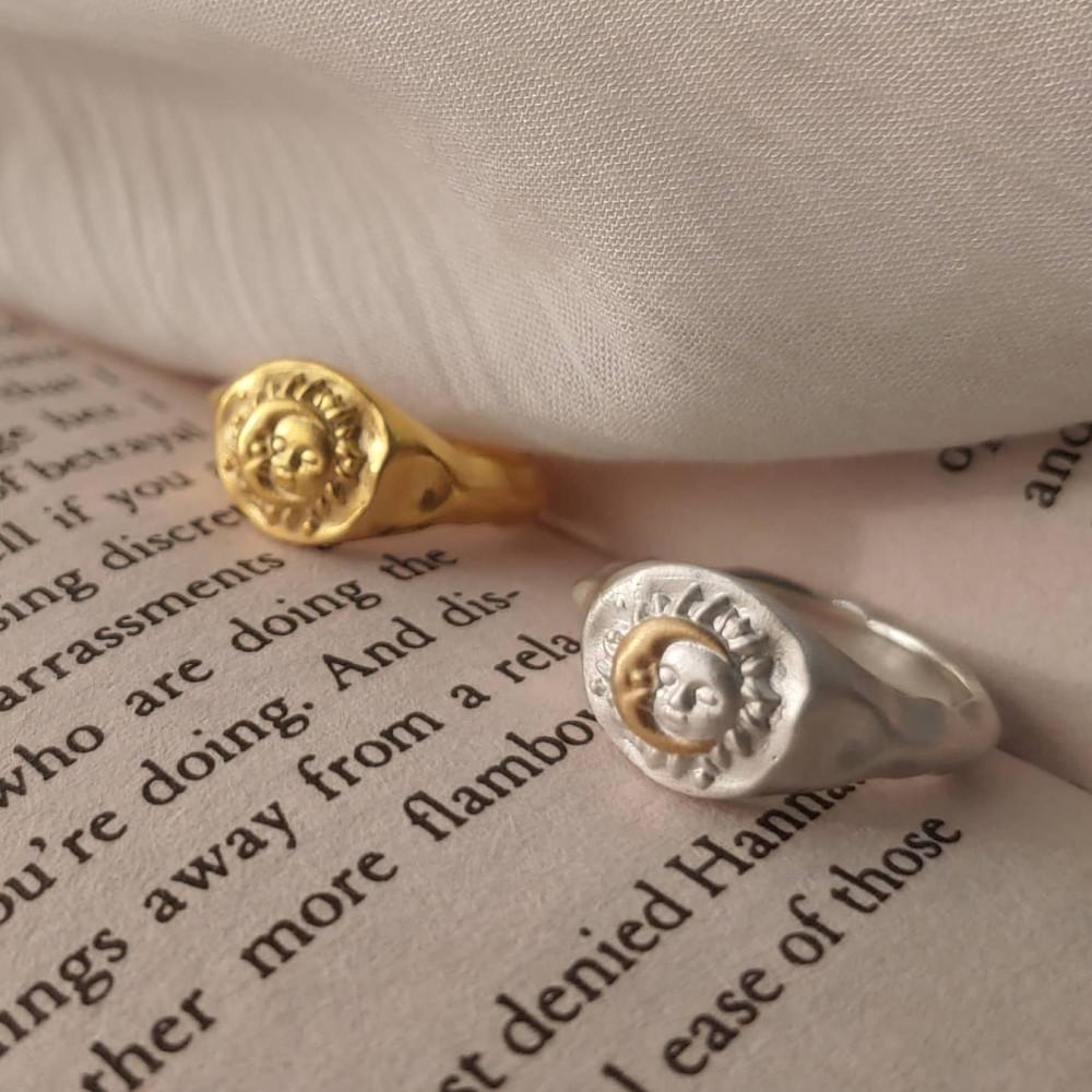 돈돈하다 실버 해와달 반지