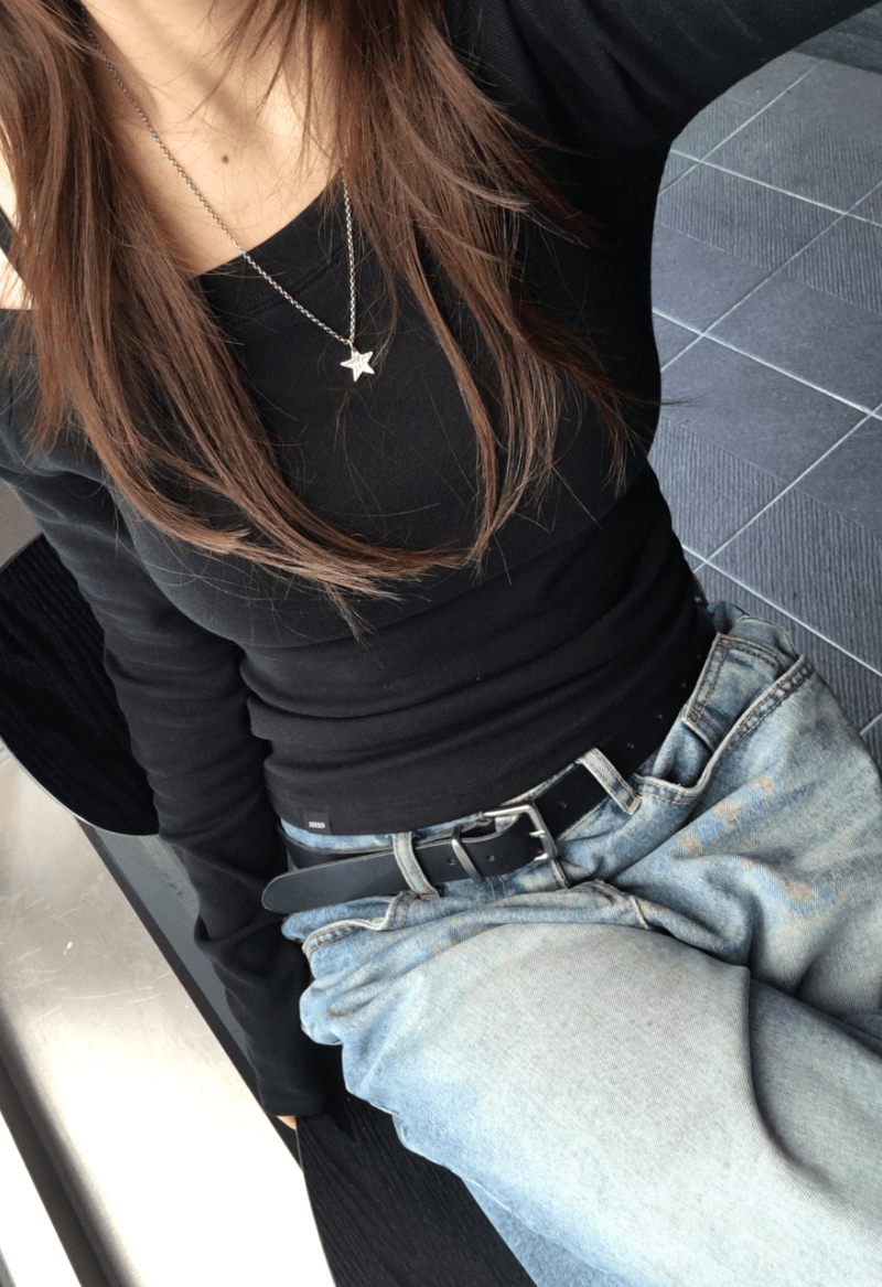 이즈이즈 [ee] Off Malang T