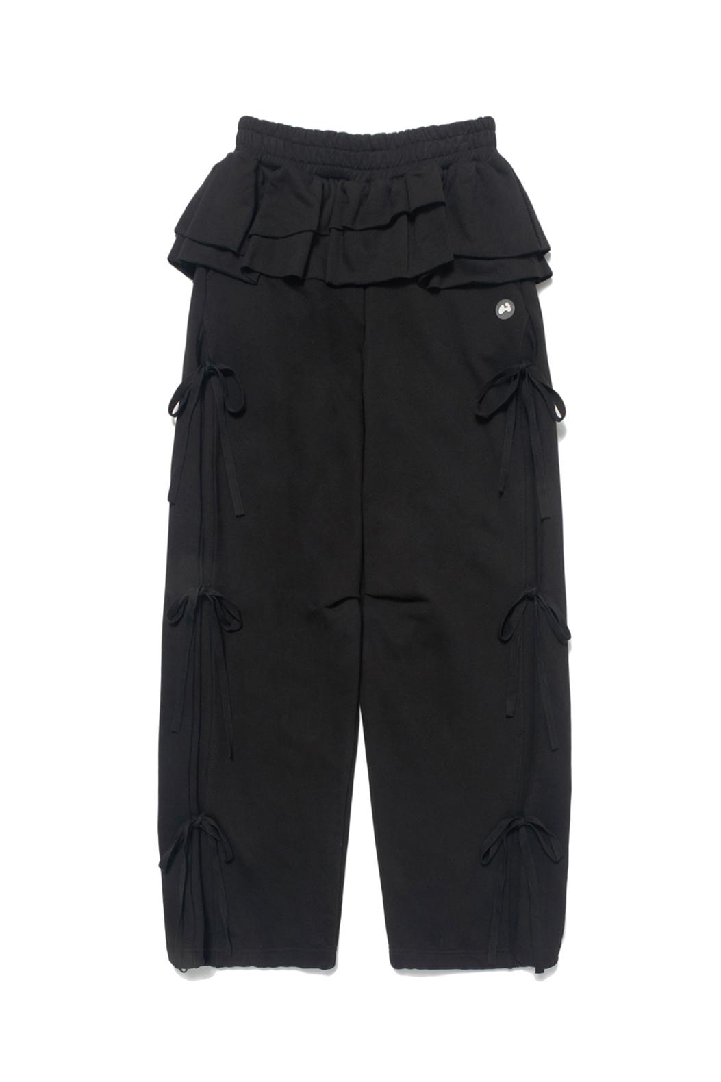 Frill skirt jogger pants (Black)